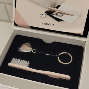 Pandora Cleaning Kit With Clasp Opener NWT